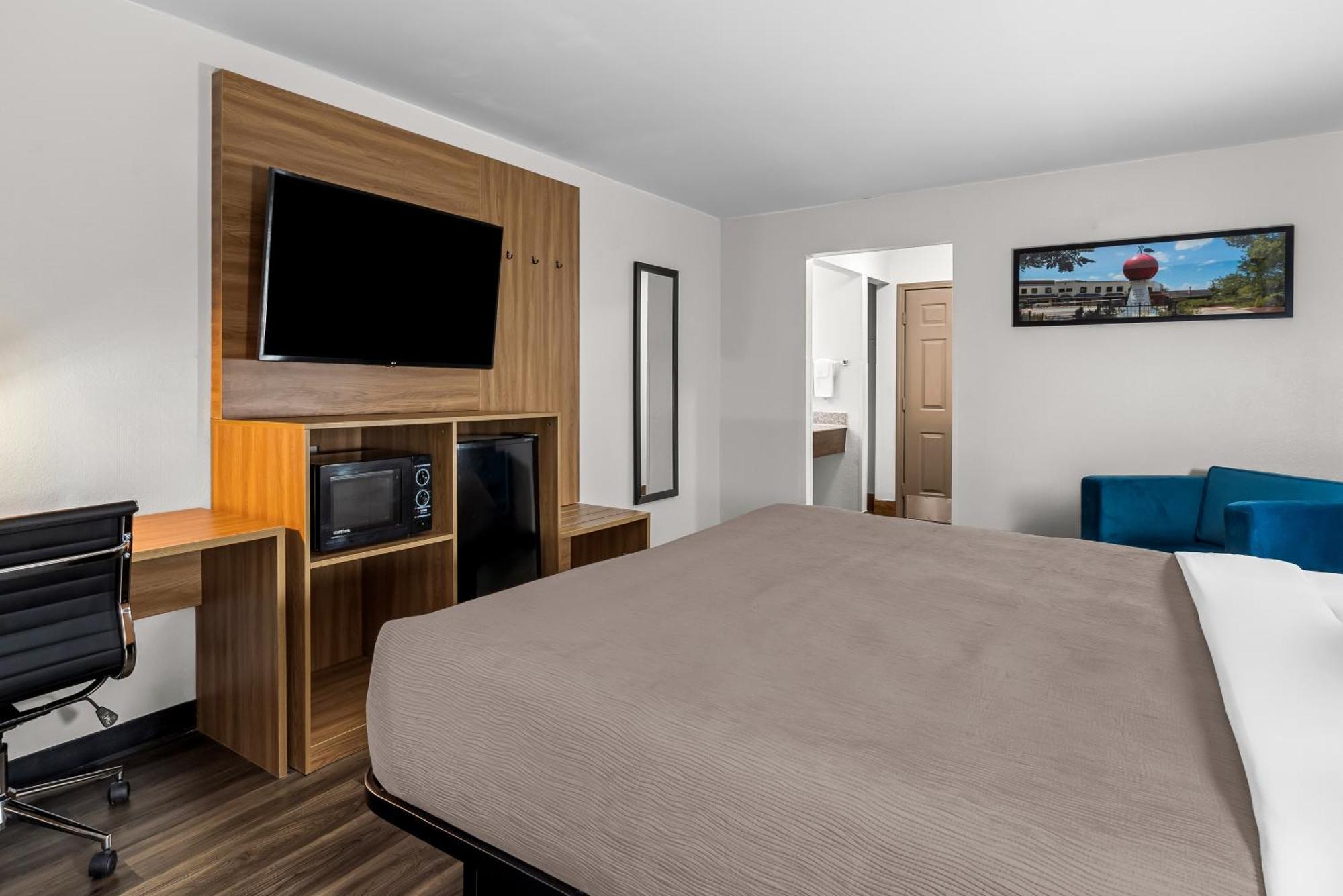 Quality Inn Cornelia Esterno foto